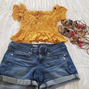 Mustard yellow top